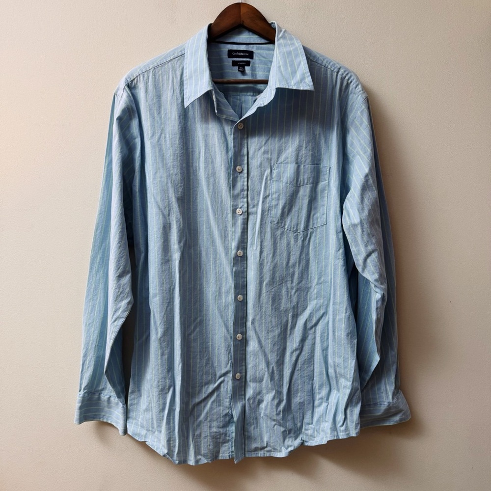 Men’s Croft & Barrow Button-Up Shirt